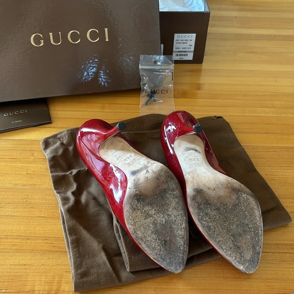 Vitelli Vernice Soft Rosso Gucci Heels! Barely worn. Size 6! - Picture 3 of 5